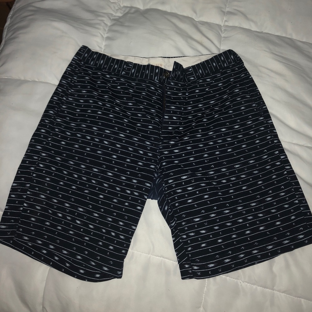J.Crew Men’s 9in 34 waist printed shorts